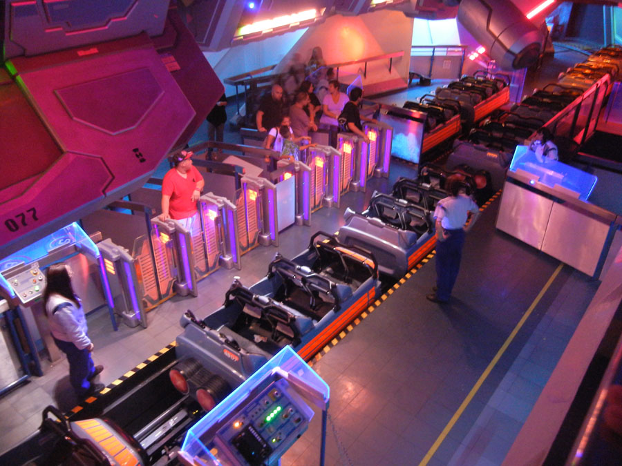 Disneyland Star Tours